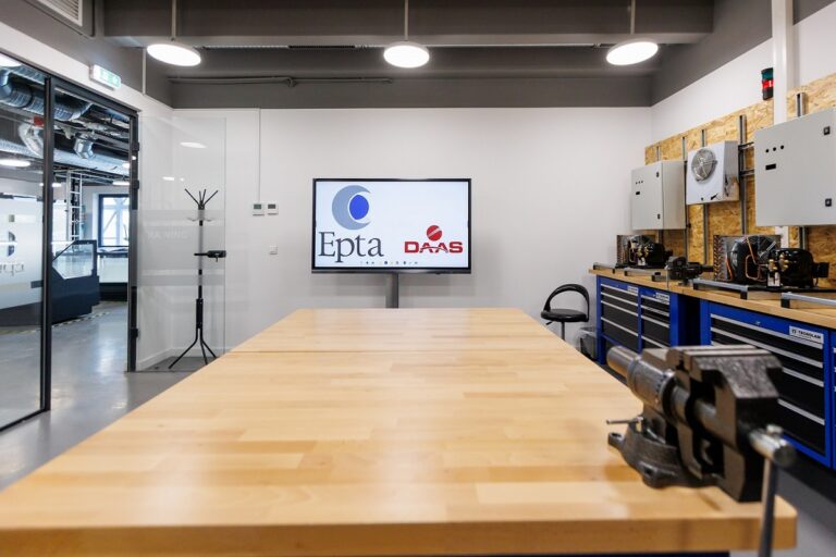Training de top pentru tehnicieni frigotehniști: DAAS Epta România lansează centrul din Ploiești